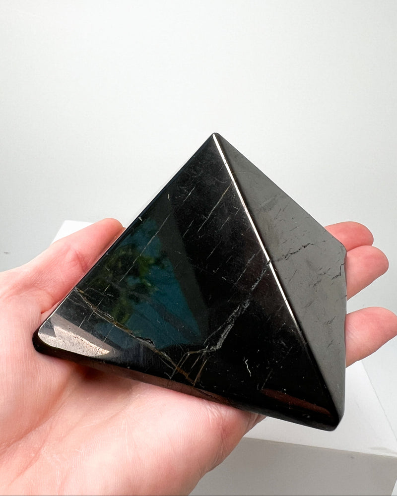 XL Shungite Pyramid