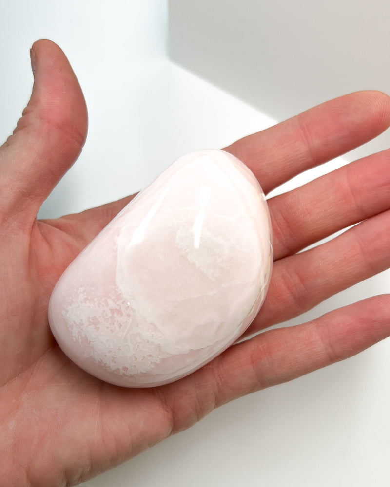 Mangano Calcite Palm no. 3