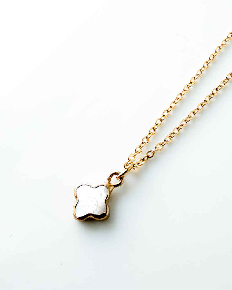 Lucky Alhambra Necklace