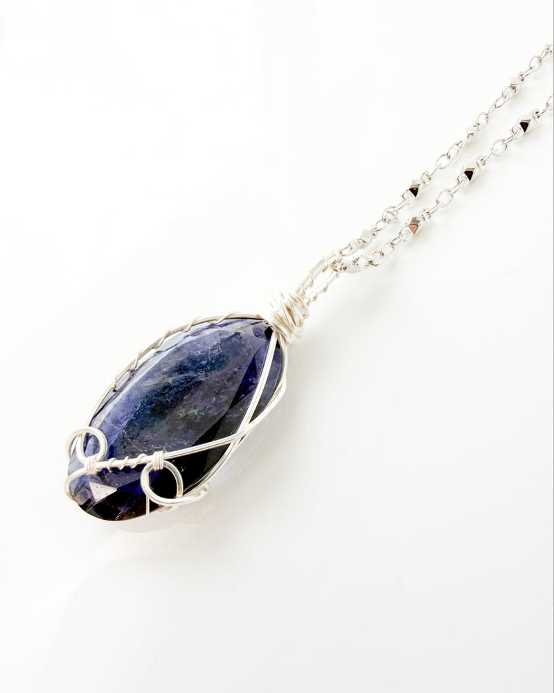 Iolite Wrap