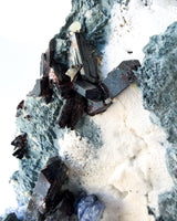 Benitoite + Neptunite