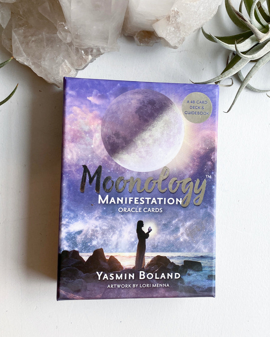 MOONOLOGY & M MANIFESTATION オラクルカード Moonology Manifestation Oracle Card Deck – MeadowsCrystals